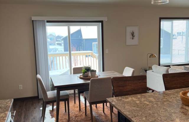 3 Bed 3 Bath Townhome