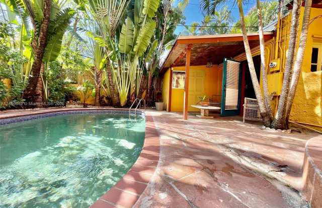 Photo of 168 NE 44th St