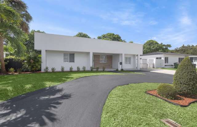 Photo of 520 NE 135th Street