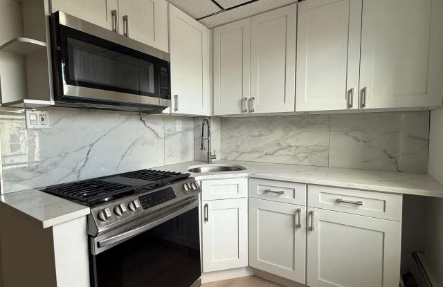 1247 SHACKAMAXON Street unit: 3