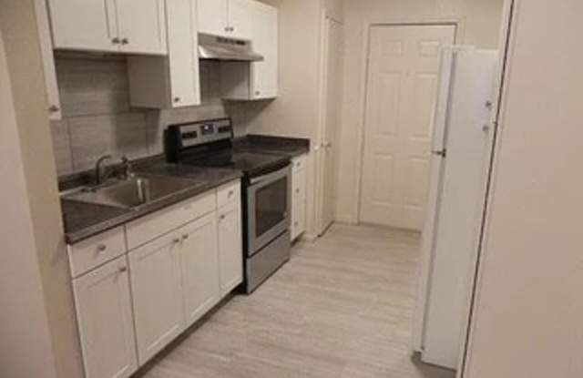 Beautiful 2 Bed / 1 Bath home in Copperas Cove - PROMO $750 first 3 months - Split deposit ($225 p/month)
