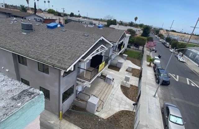 1018-1020 W. 42nd St