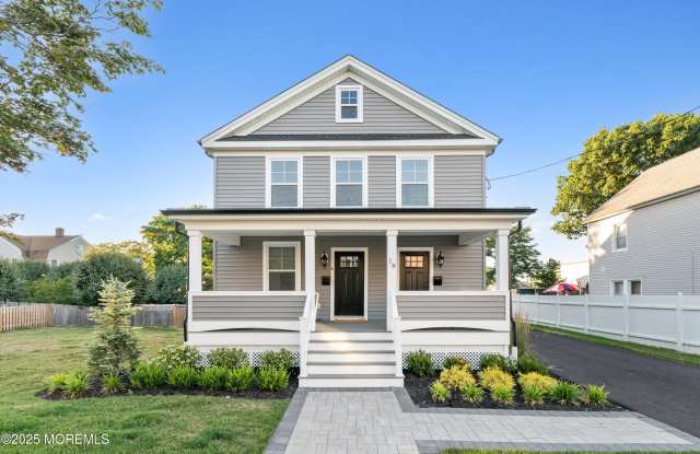 Photo of 18 Catherine Street unit: 2