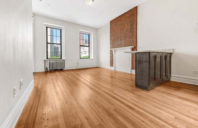 1688 York Ave Apt 4B