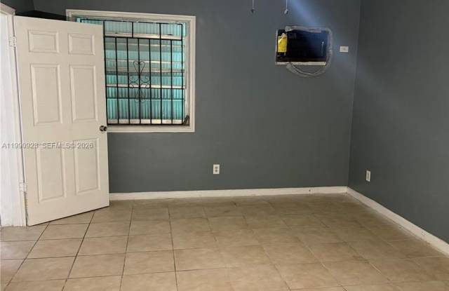 1230 NW 180th Ter