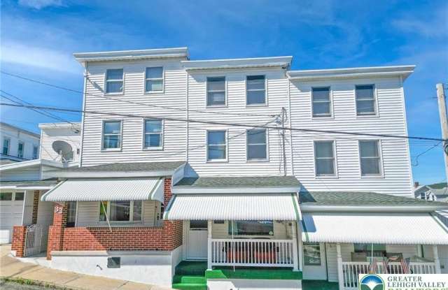 Photo of 32 Powell Street