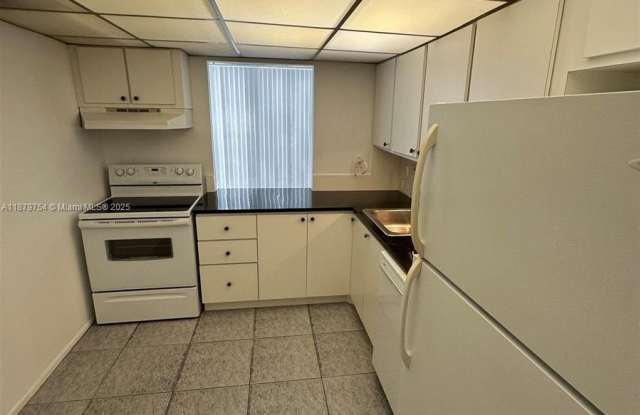 Photo of 2101 Atlantic Shores Blvd