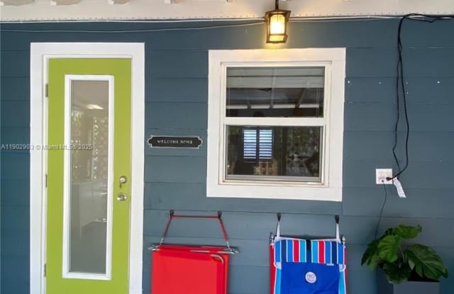 Photo of 1313 NE 3rd St