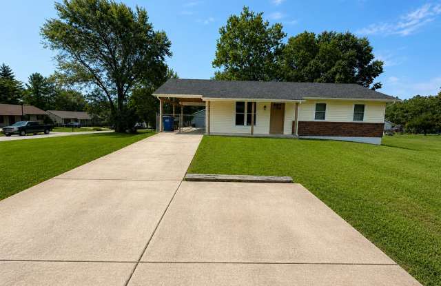 3BR-1BA Single-Family House - Warrenton MO 63383