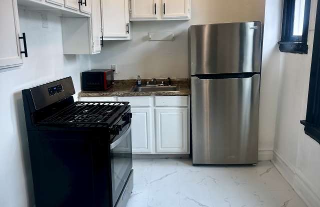 7409 South Maryland Avenue