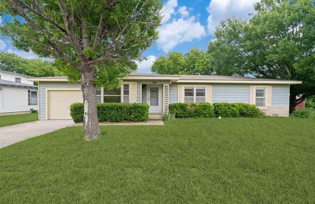 1316 Eastview Drive