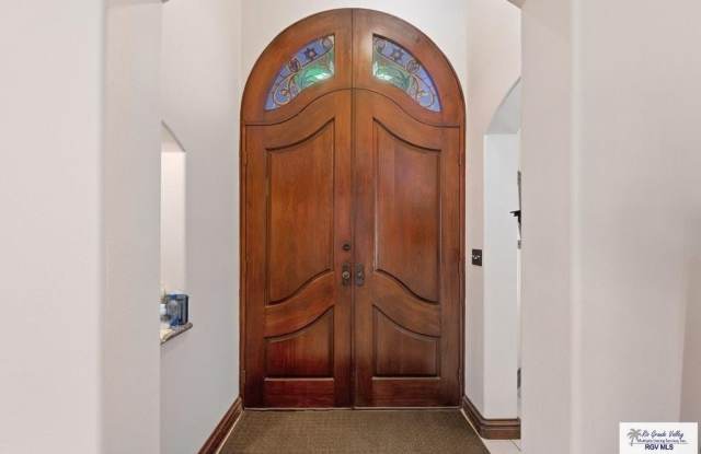 6037 DIAMONDBACK DR.