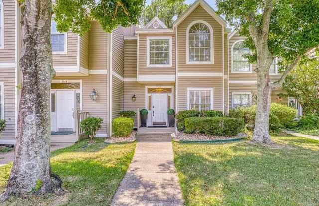 Photo of 1185 Lionsgate Lane