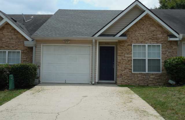 420 NORTHROP Place