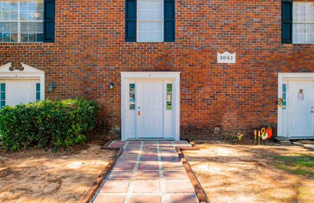 3041 Belle Meade Dr. - B
