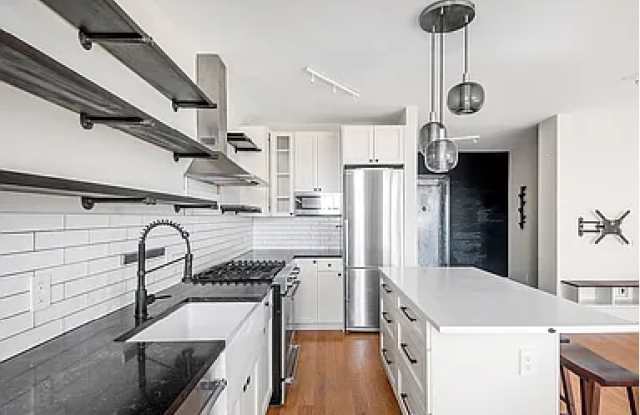 Photo of 3521 79th St Apt 6K