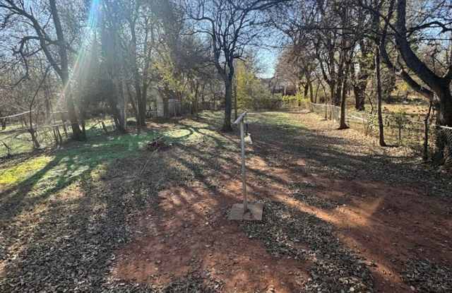 Cozy 2 Bedroom Home in SE OKC – 1502 SE 64th St, Oklahoma City, OK 73149