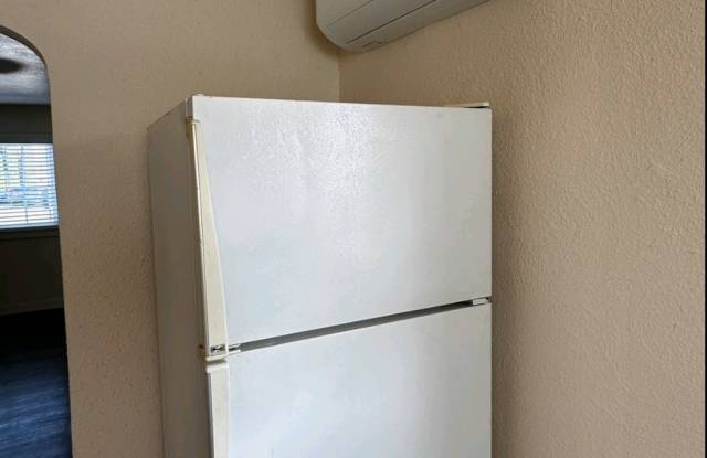 1308 South Lundstrom Street