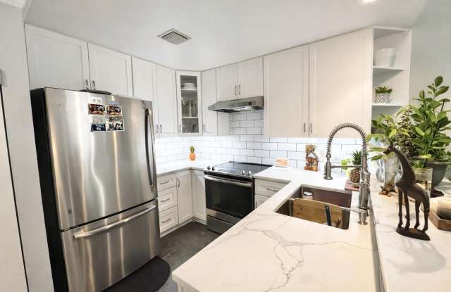 7174 Sportsman Drive