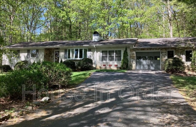 24 Glen Cove Rd photos photos