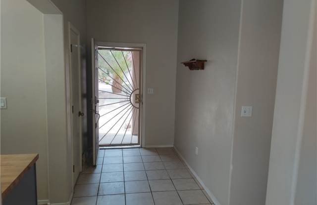 508 Edgefield Ridge Place