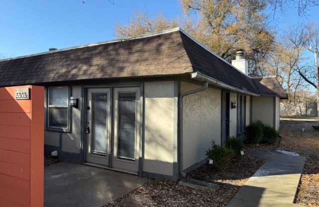 Photo of 5303 East 32nd Place Unit B