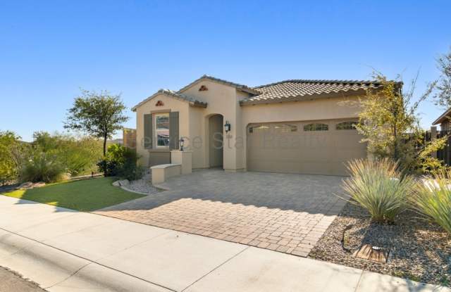 12765 W Burnside Trl