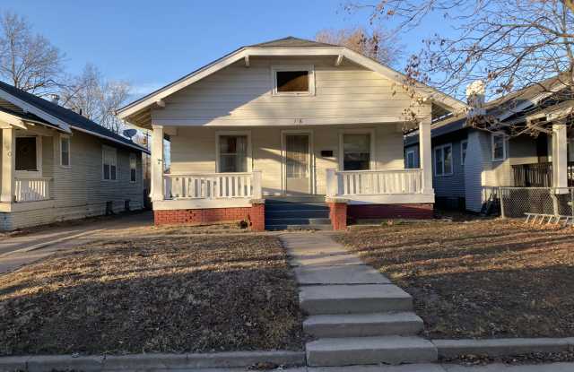 118 W 17th Ave