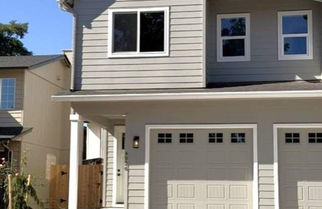 Brand-New 2026 Duplex – Spacious 3-Bedroom Home