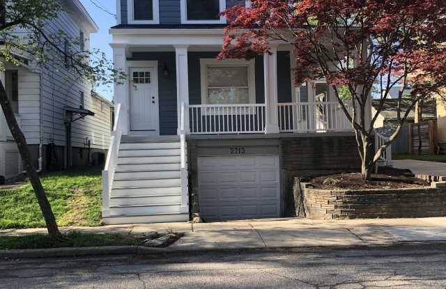 2713 Griffiths Avenue