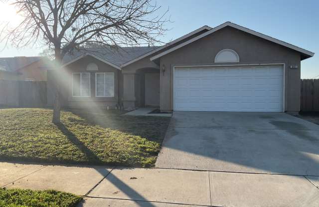 Photo of 981 Geneva Dr