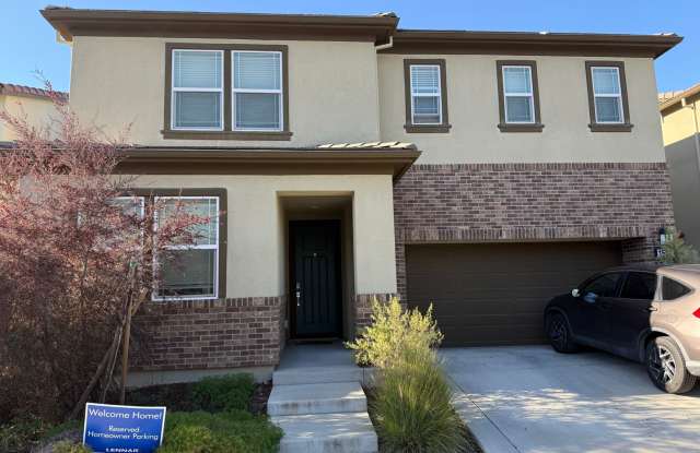 GILROY - beautifully maintained two-story home in the desirable gated community of Gilroy