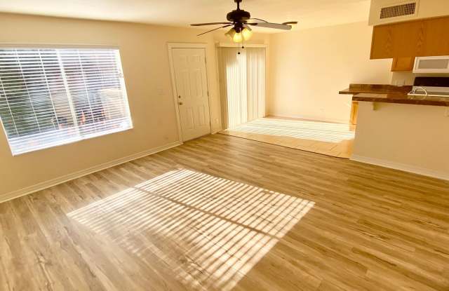 2 Bedroom 1.5 Bath Townhouse in Fountain Hills