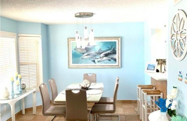 15225 LEEWARD Drive unit: B7