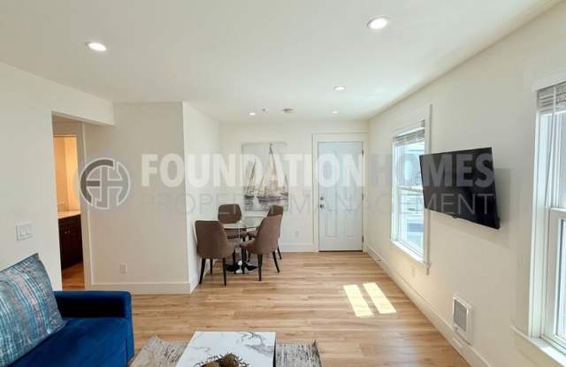 Photo of 14 Princess Ln - Apt 2