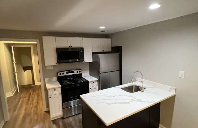 127 Pine Street - #3