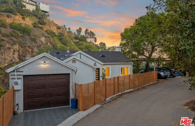 Photo of 2370 San Marco Dr