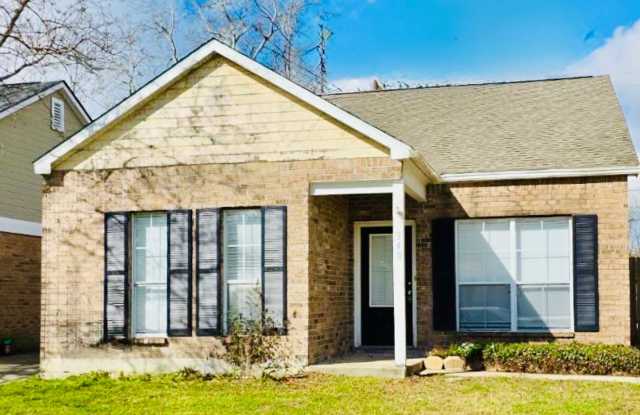 Charming 3-Bedroom Home Minutes from LSU