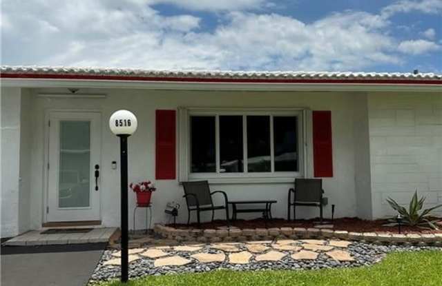 8516 NW 14th St