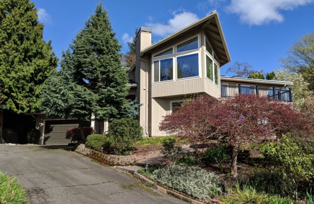 906 1st St S - 906 1st Street South, Kirkland, WA 98033