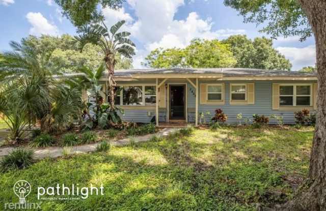2408 22nd Ave W UNIT