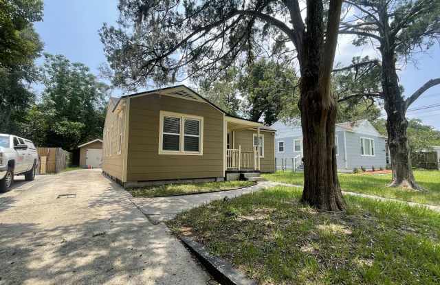 5228 Sunderland Road