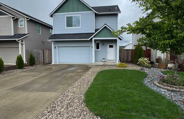 Stunning 3-Bedroom Home with Modern Comforts in a Quiet Neighborhood