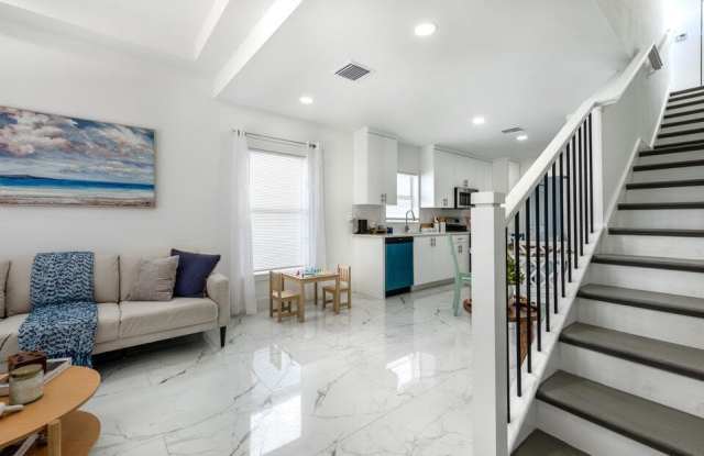 406 Northwest 13th Avenue