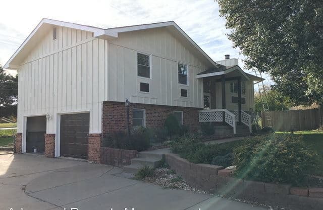 2001 Danbury Ct. - 2001 Danbury Court, Manhattan, KS 66503