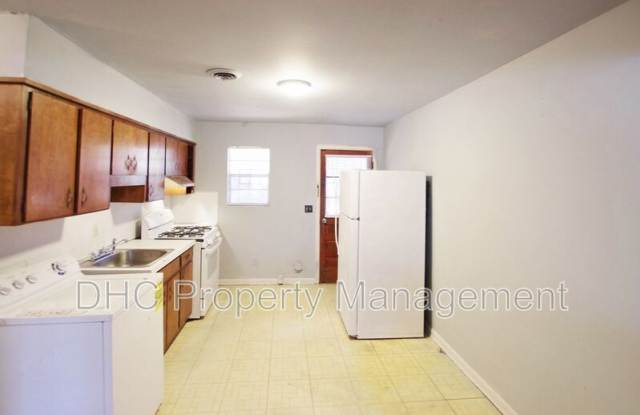 6395 Raymond Terrace