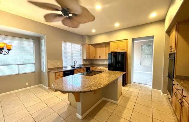 1608 West Amberwood Drive