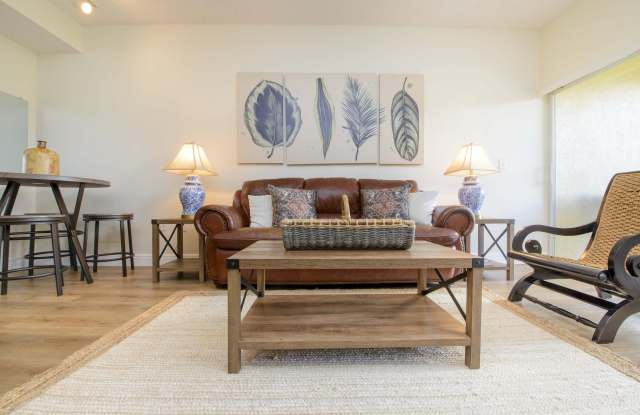 Photo of 2080 Greenview Shores Boulevard