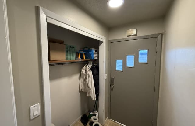 2515 South Duluth Avenue