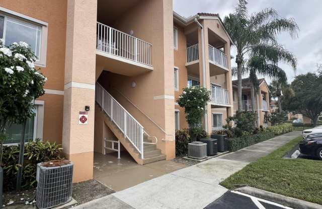 301 SW Palm Drive unit: 205